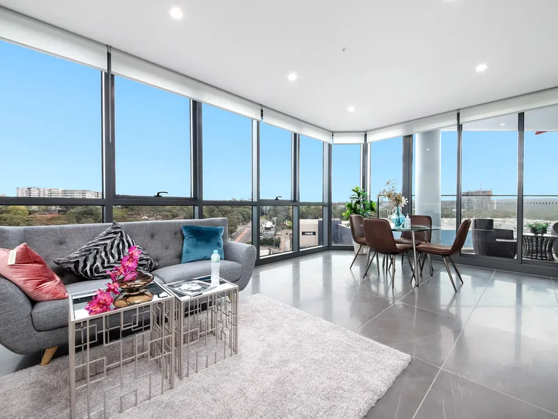 1 Min Access to MQ Centre