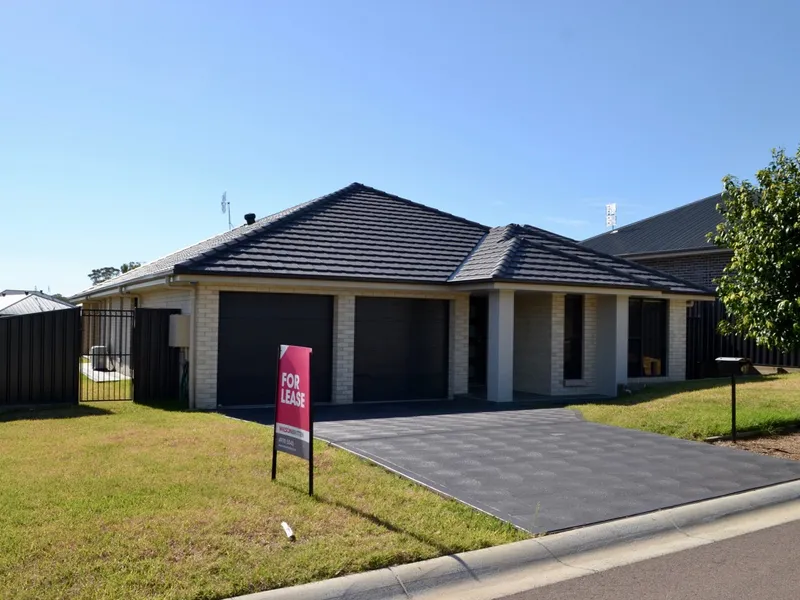 MULTIPLE LIVING SPACES