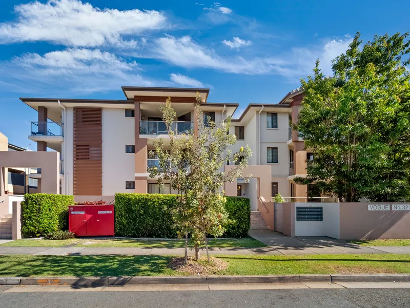 Superb Location- Walking Distance Too The Broadwater