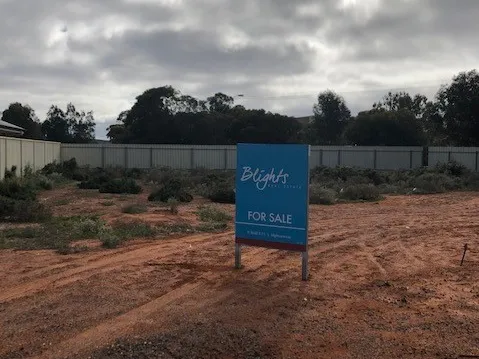 LIFE SHOULD BE SIMPLE ....