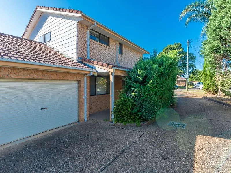 Well presented two storey town house