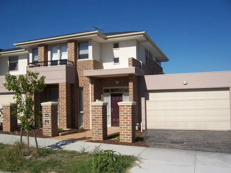 Luxurious 3 Bedroom Townhouse