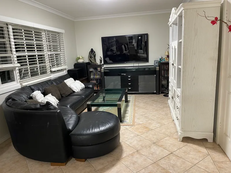 Multiple Single Rooms to Rent. Great Location