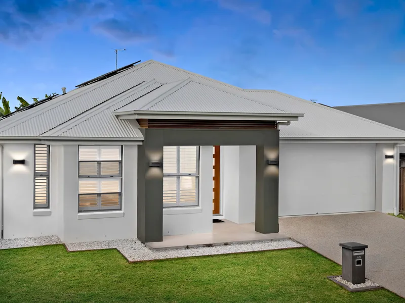 Immaculate Designer Single Level Home With Perfect Family Floor Plan! 