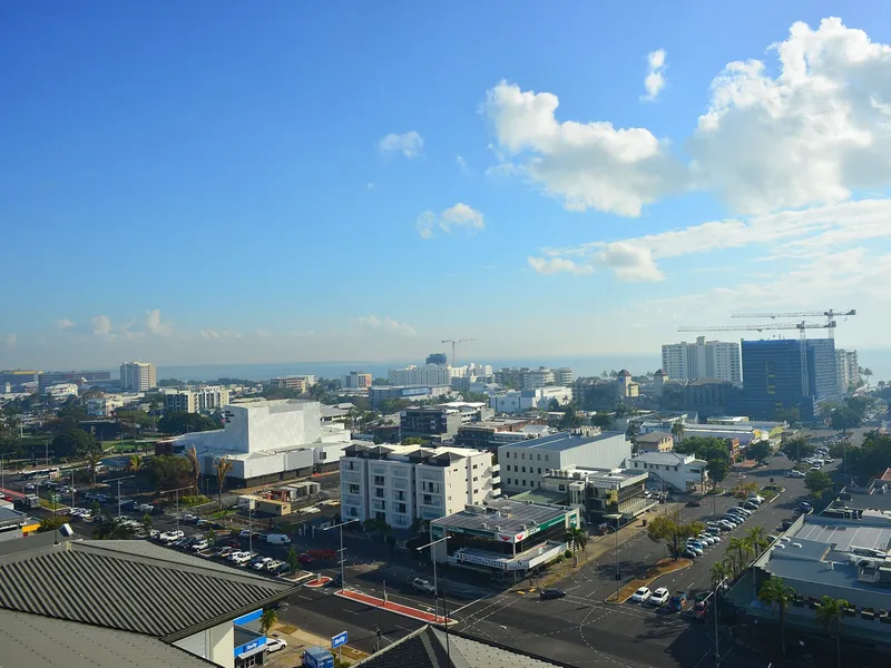 Dual Key Apartment with Panoramic Mountain & Ocean Views