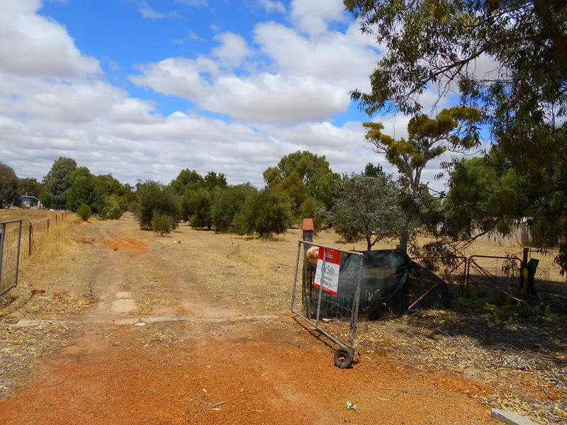 One acre block with shed.