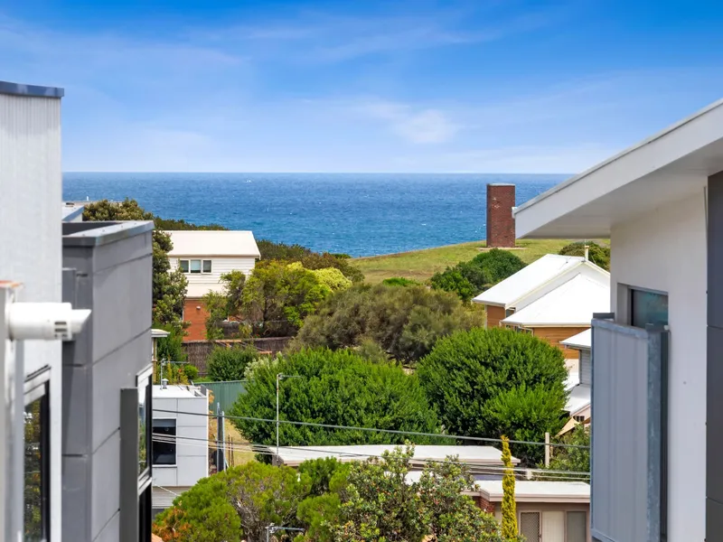 Beach & Town on Your Doorstep!