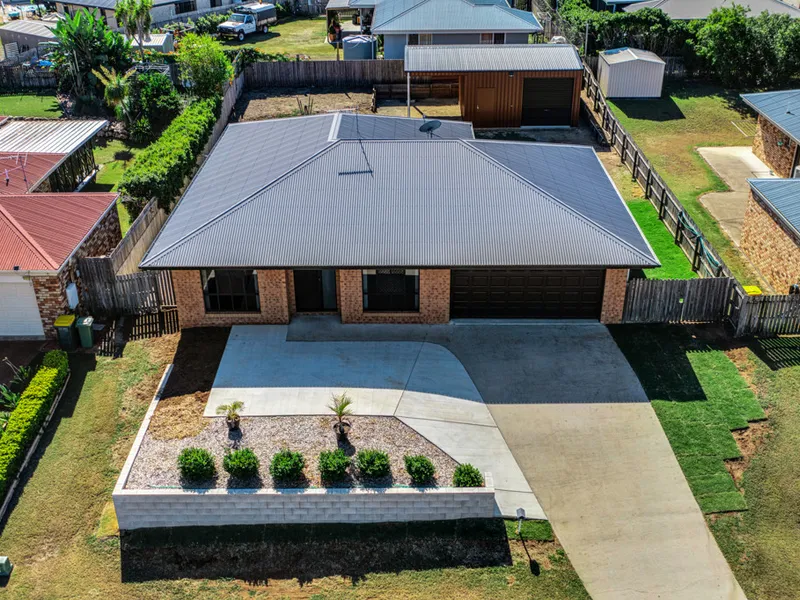 SOLID FAMILY HOME… AMPLE VEHICLE ACCOMMODATION