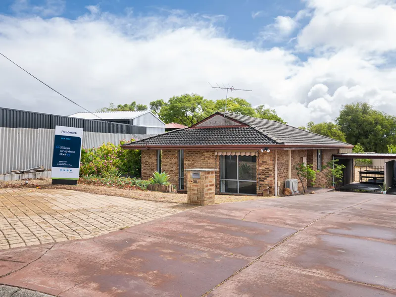 UNDER OFFER! UNDER OFFER! UNDER OFFER!