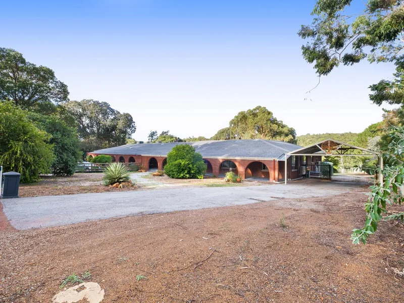 Big Living, Big Bedrooms, Big Backyard!