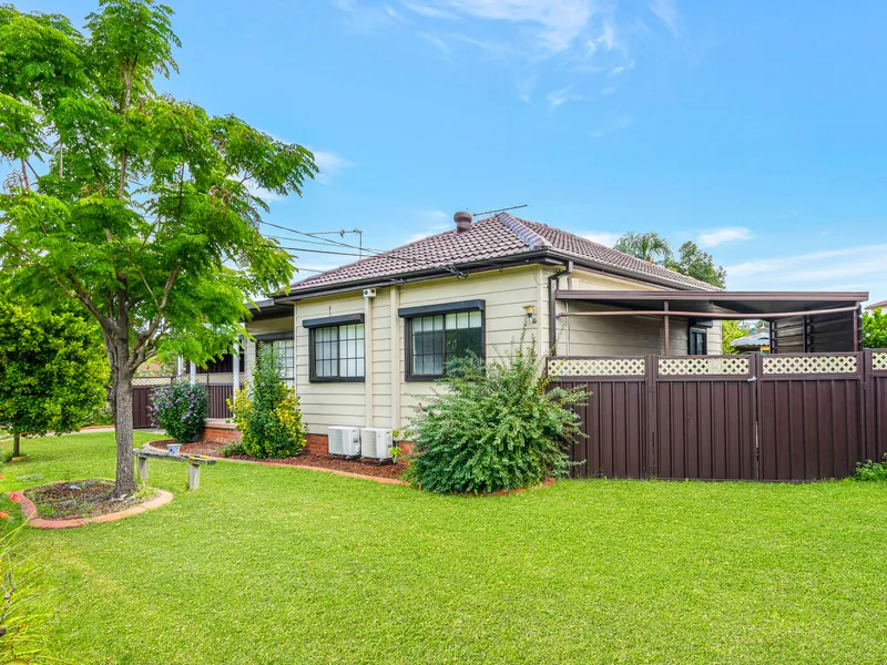 Move Straight In – Great Location