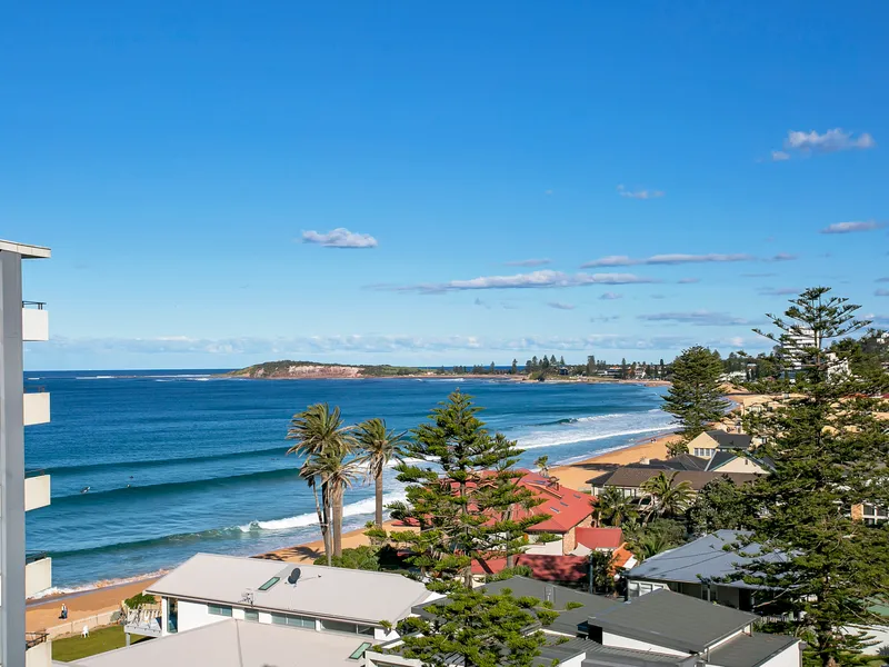 Ocean view apartment in iconic beachfront complex