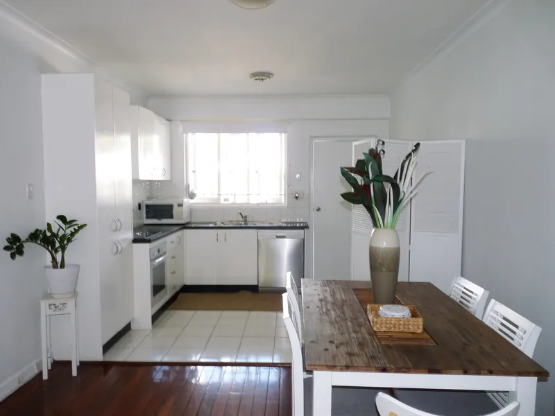 Fully Furnished in Paddington