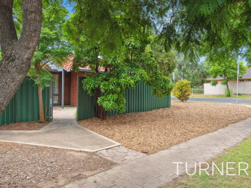 Amazing, spacious and rare corner block unit!