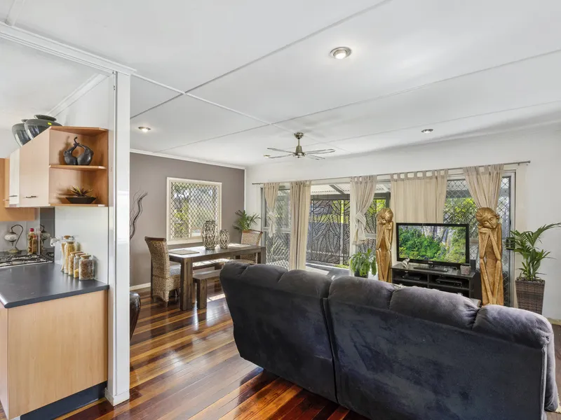 ROMANTIC AND CHARMING...