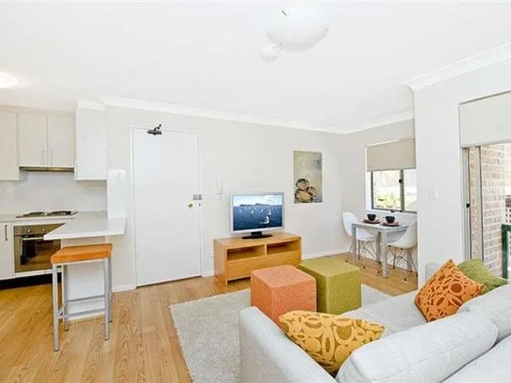 Renovated Studio Apartment by the Beach