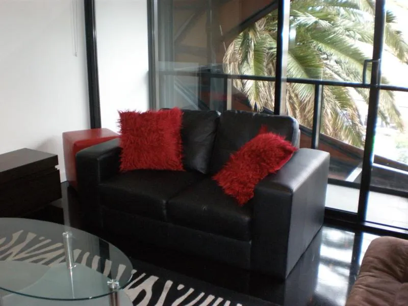 FURNISHED ONE BEDROOM + CAR PARK