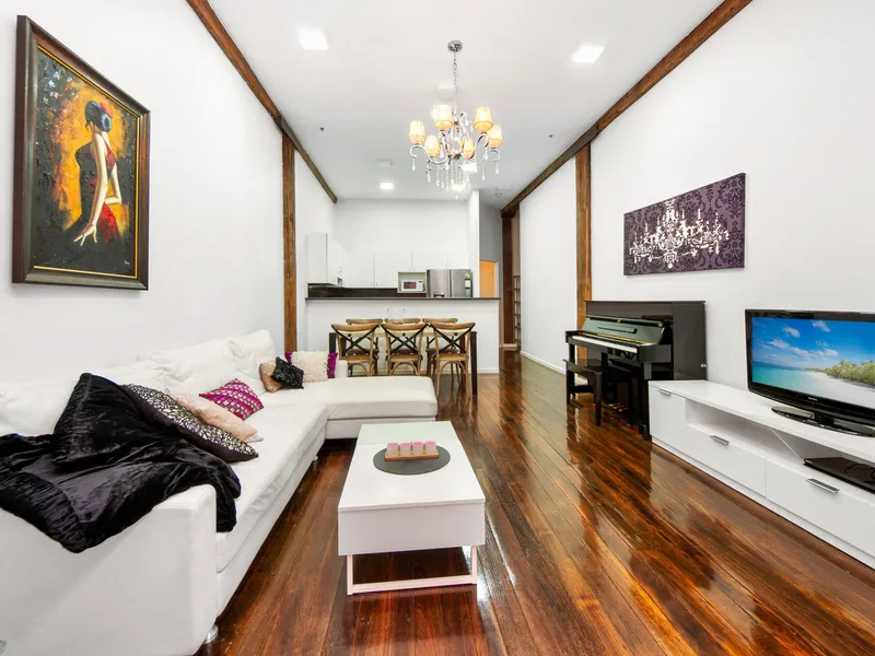 Furnished 1 Bedroom Apartment - Goldsbrough Apartment