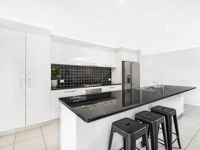 Family Living in Popular Old Orchard Estate