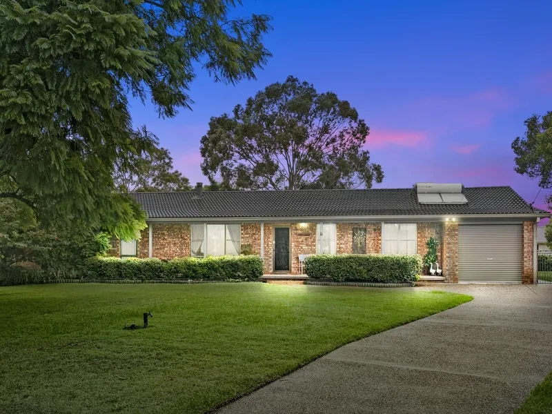 Huge family home on over half an acre in the heart of town 