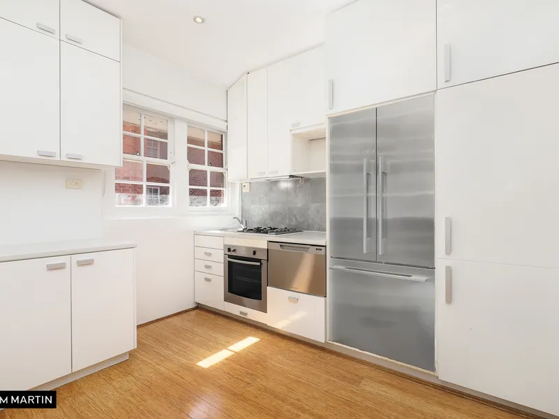 MGM MARTIN – TWO BEDROOM APARTMENT WITH LUG