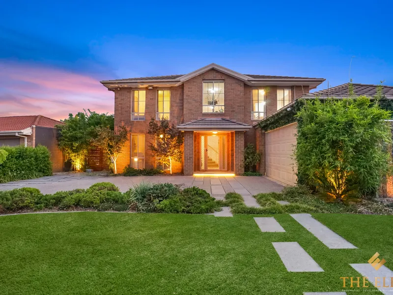 Cozy Family Home at an Unbeatable Location!