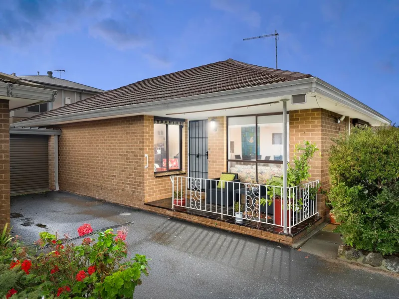 Wake with the sound of waves’