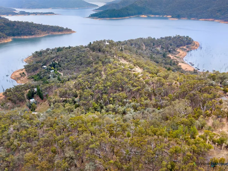 Lake Eildon Frontage