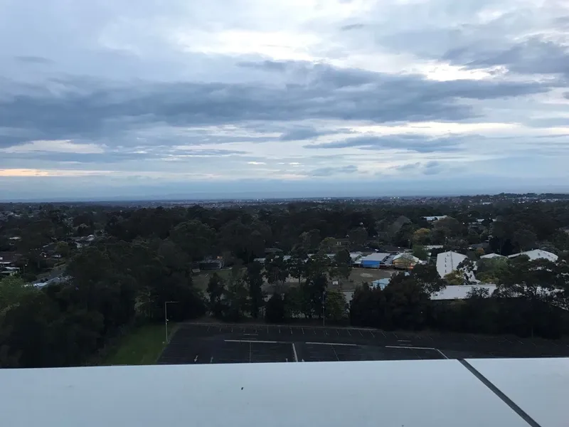 Near New One Bedroom Apartment with Great View!