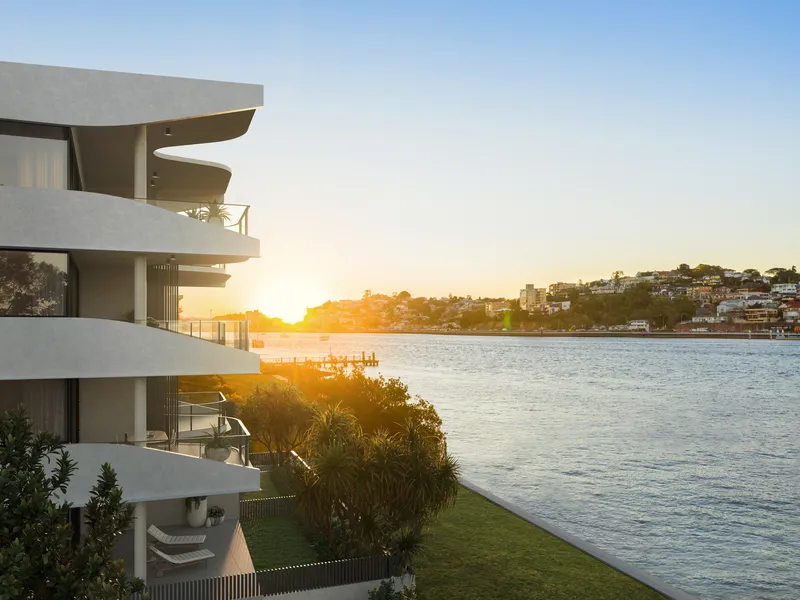 Luxury north-facing Riverhome