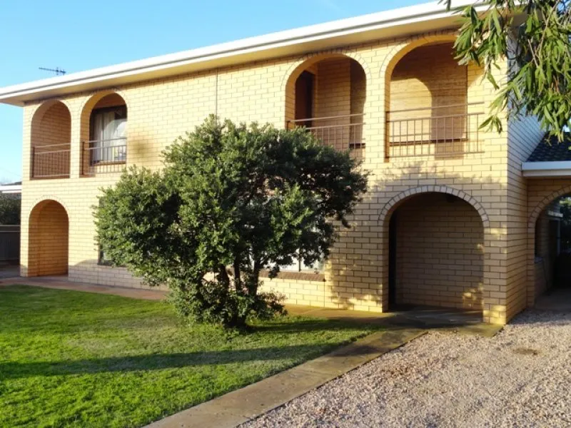 *  LOOK AT THIS FOR VALUE INVESTORS -  IDEAL FAMILY SEASIDE INVESTMENT OPPORTUNITY