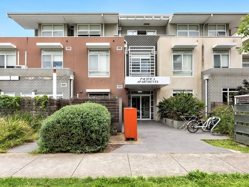 Comfort in the heart of Box Hill Central