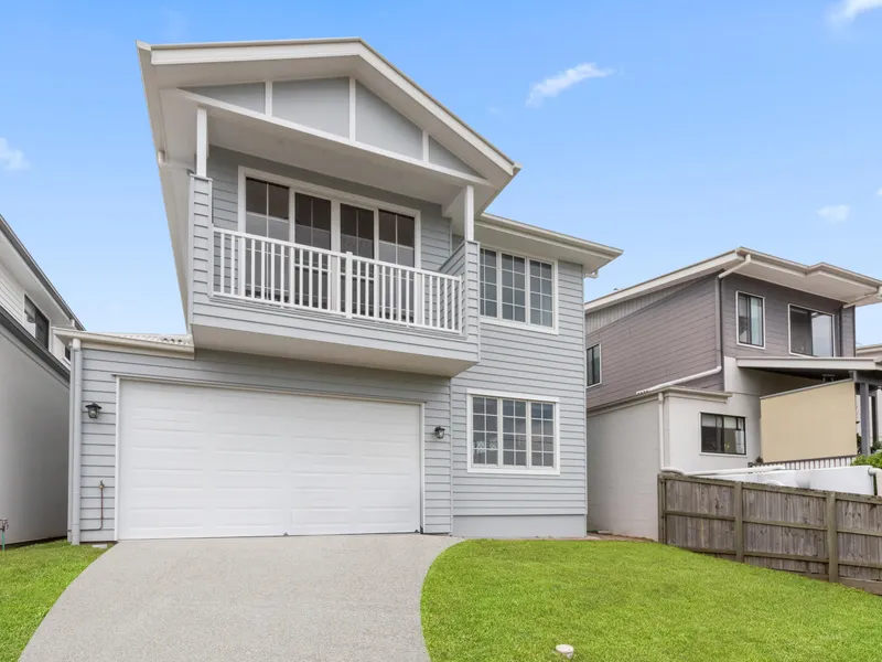 Newly built dream home in Carina