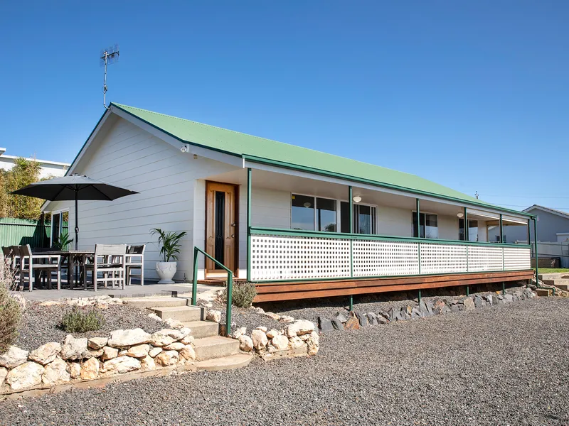 HAVE IT ALL AT CHIBNALL - Lifestyle + Convenience