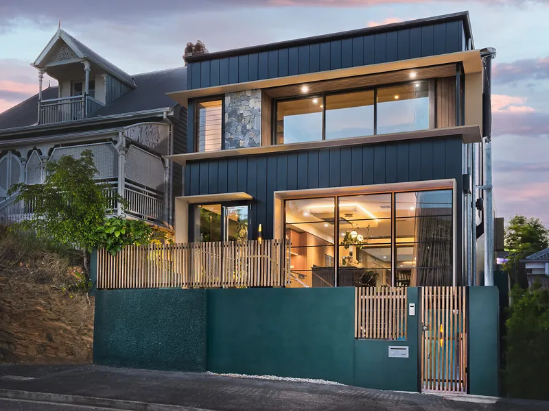 Fully furnished, Inner city, architectural haven