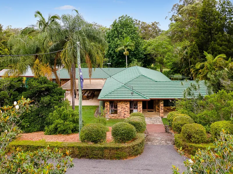 OUTSTANDING LIFESTYLE PROPERTY