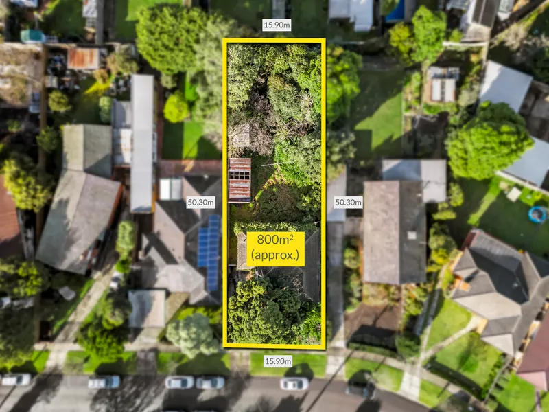 POTENTIAL FOR NEXT-LEVEL LIVING ON 800M2 (APPROX.)