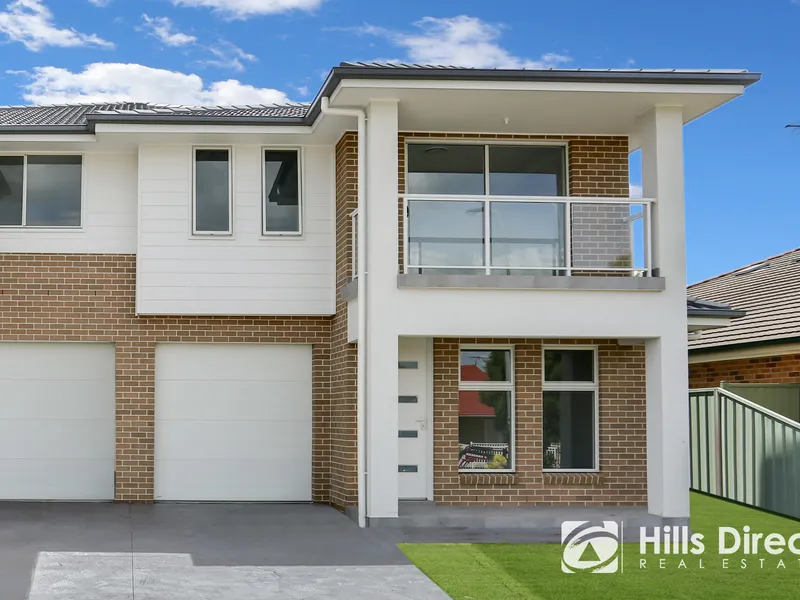 BRAND NEW DUPLEX - 5 BEDROOMS!