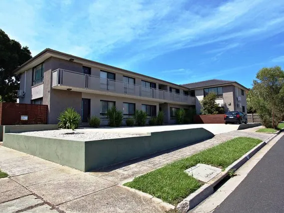 1 Bedroom apartment available in prime location 