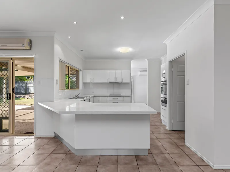 Immaculate low set home
