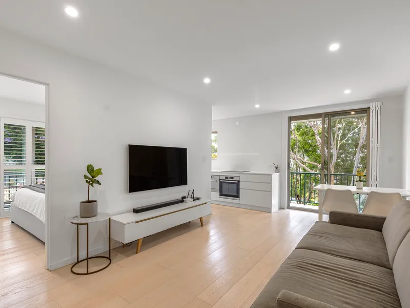 2 Bedroom apartment minutes from Freshwater Beach