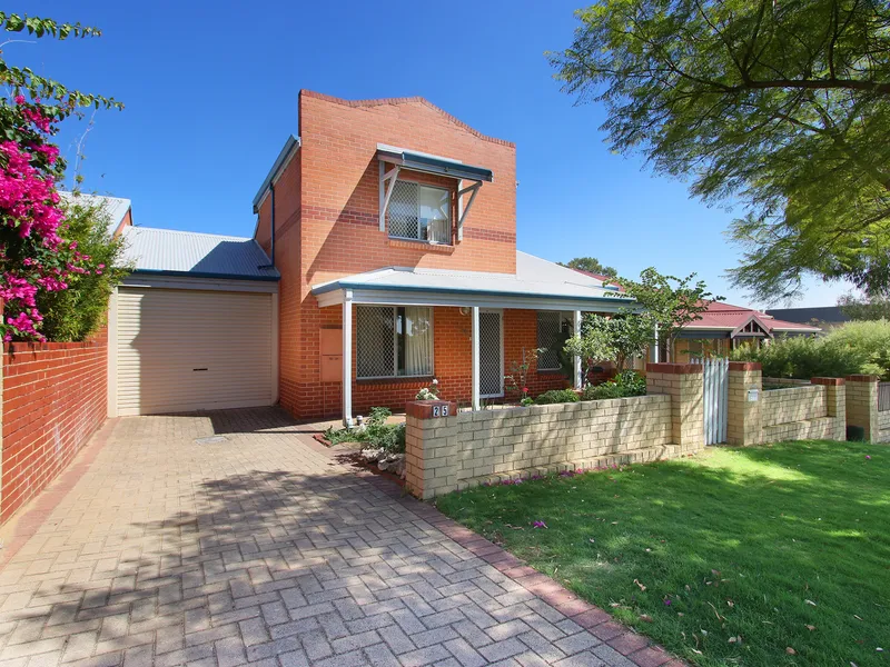 DOWNSIZING WITHOUT LOSING YOUR GARDEN