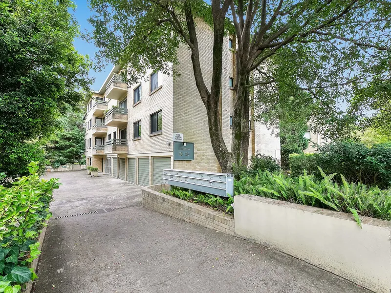 Top floor apartment in sought after location