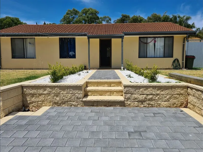 Family and pet friendly home in Aberfoyle Park