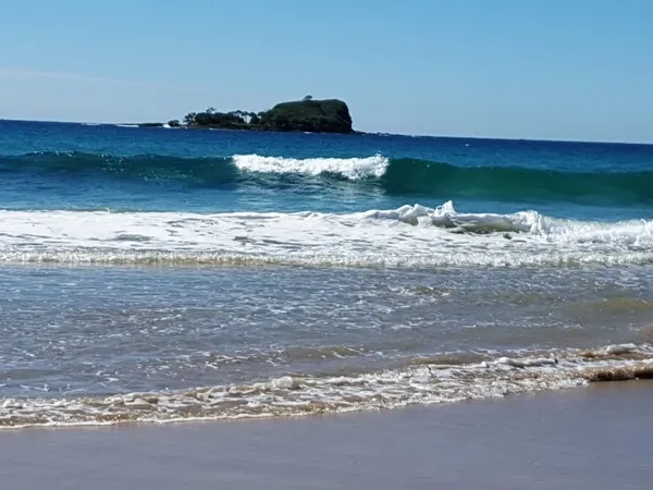 UNIQUE DUPLEX IN THE HEART OF MUDJIMBA