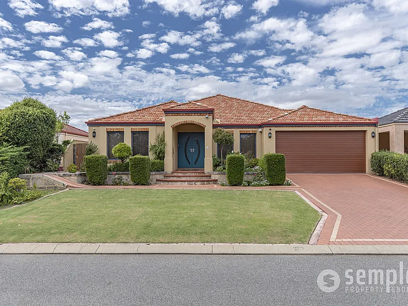 UNDER OFFER BY TEAM SEMPLE!