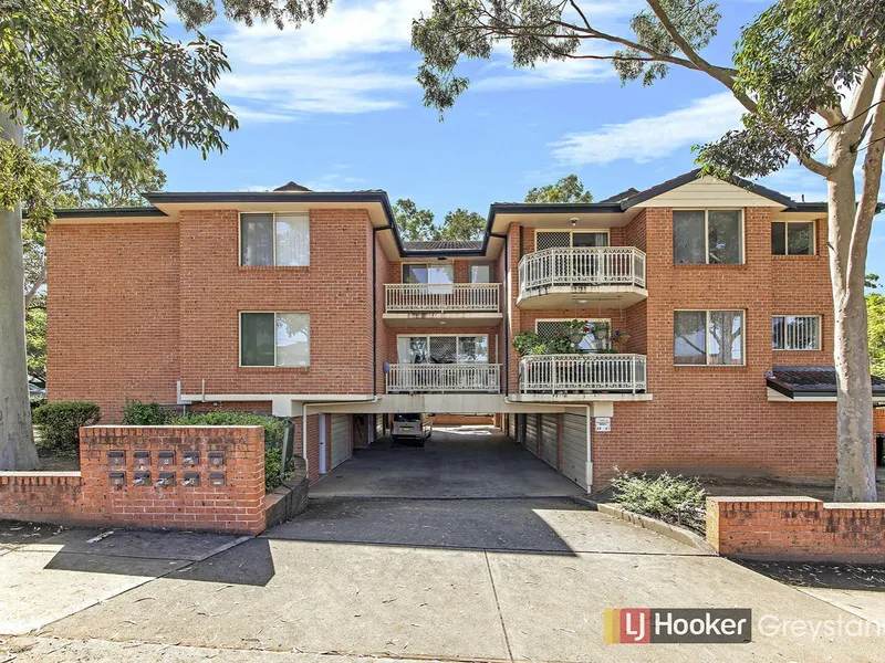 LEASED BY LJ HOOKER GREYSTANES