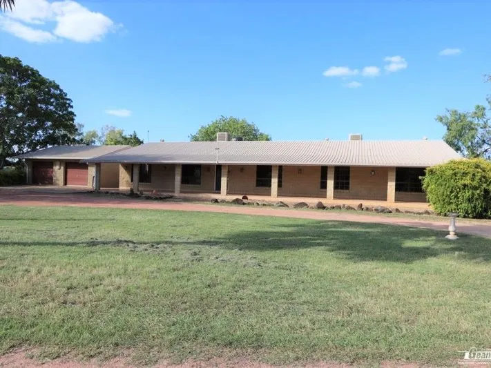 BLOCK HOME - 2.5 ACRES - 2 SHEDS