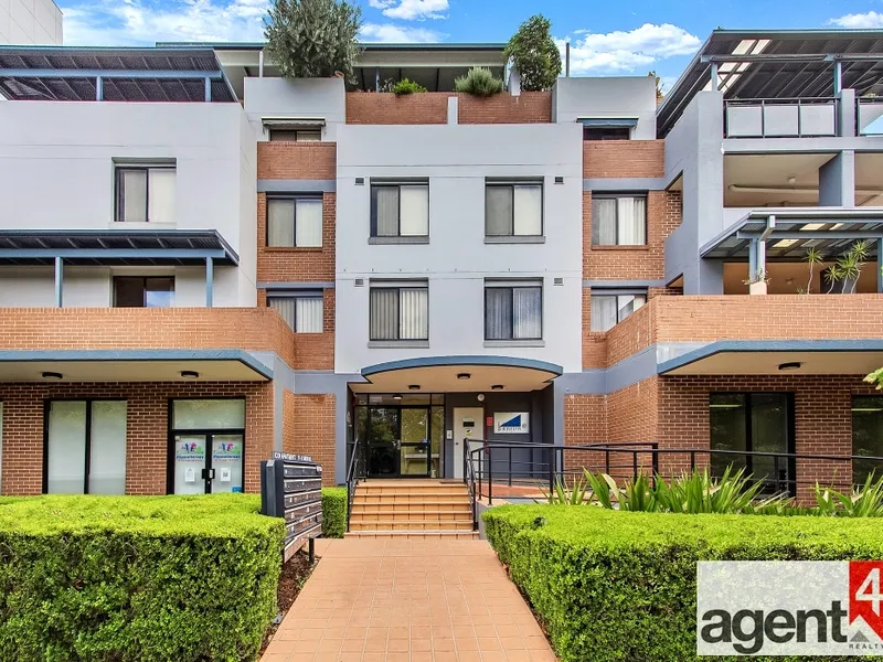 CBD Location - Perfect Stylish Apartment