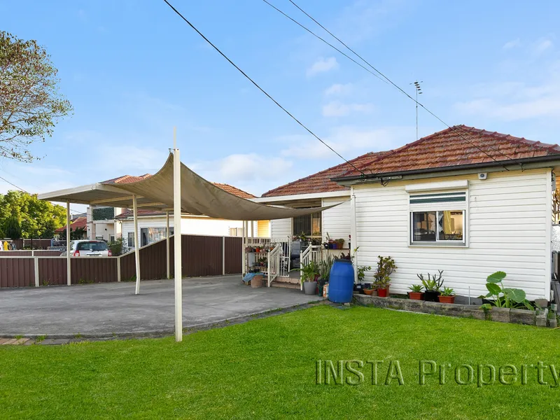 SPACIOUS & BRIGHT FAMILY HOME IN PRIME LOCATION OF VILLAWOOD